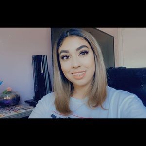 Meet your Posher, Alondra